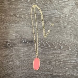 Kendra Scott pendant necklace